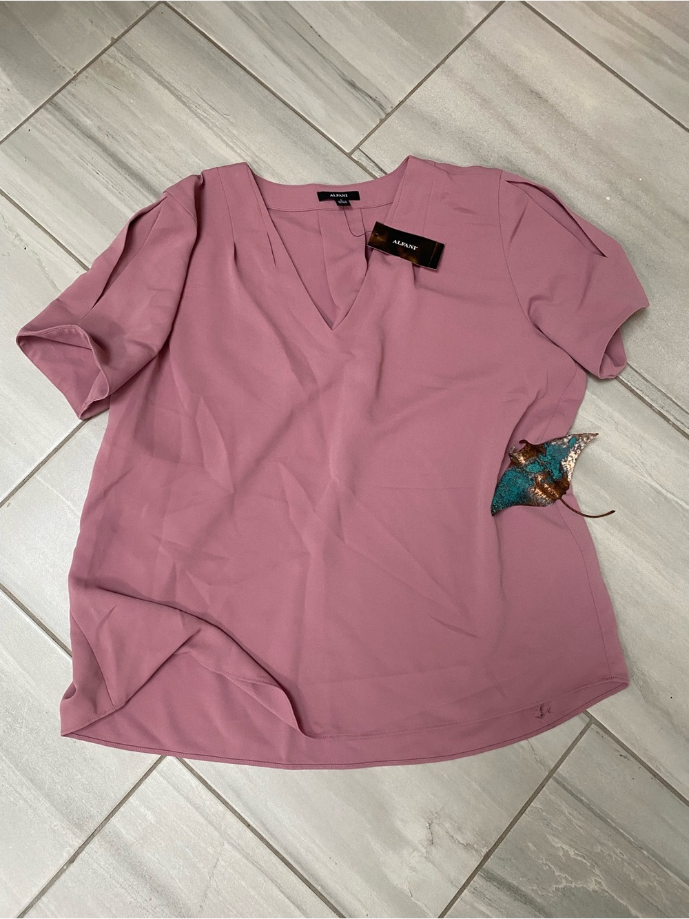 Alfani Dusty Rose Soft Pink Short Sleeve Blouse 💓